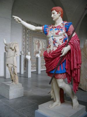 095-Statue of Augustus, original and reproduction