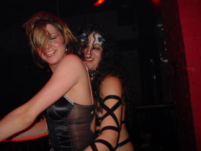 Dsc04296.jpg Stephanie and Shelly
