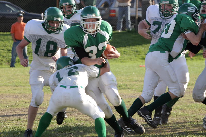 Evan Ekstrom running with the ball