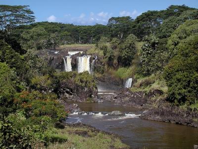 Rainbow Falls.jpg