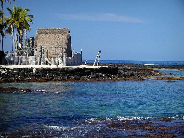 Puuhonua O Honauunau place of refuge.jpg