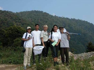 Team-5-in-working-field.jpg