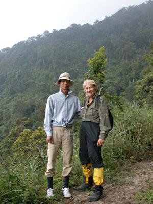 Viet-and-Karen-on-transect.jpg