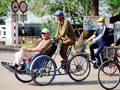 Transport by Cyclo, Hue