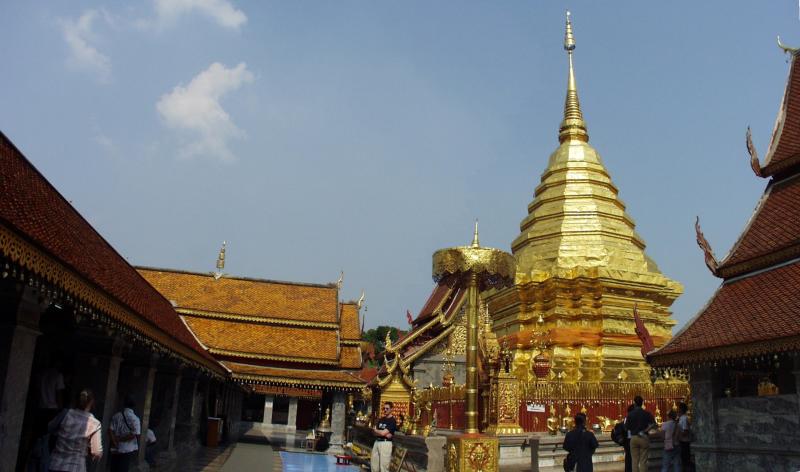 Stupa Pagado (Golden Chedi)