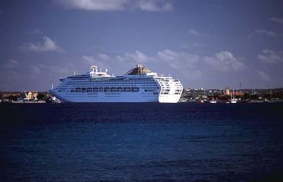 Cruise Ship