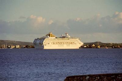 Cruise Ship