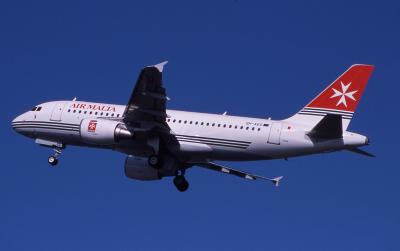 9H-AEG Air Malta A319.jpg