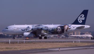 ZK-OJA  Air New Zealand A320 at hold of runway 25.jpg