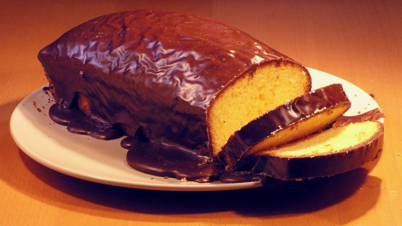 Cake with chocolate