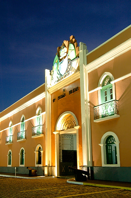 Fachada externa da 10 Regio Militar