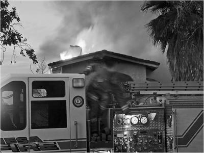 2004-fire-apt-mesa010_filte.jpg