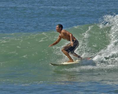 WestSideSurfer05_06Sept04.jpg