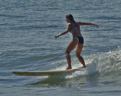 WestSideSurfer10_06Sept04.jpg