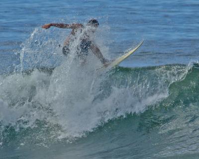 WestSideSurfer17_06Sept04.jpg