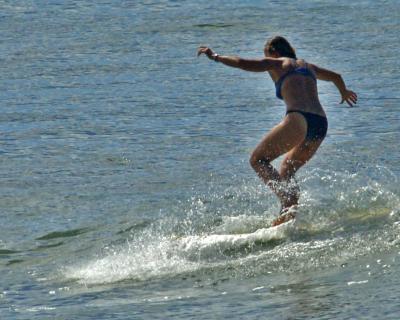 WestSideSurfer21_06Sept04.jpg
