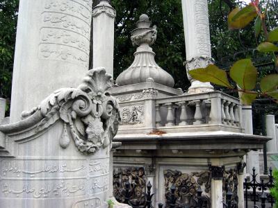 Istanbul Graveyard
