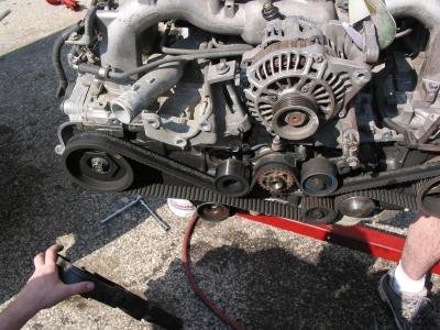 Front of EJ25, timing belt covers off