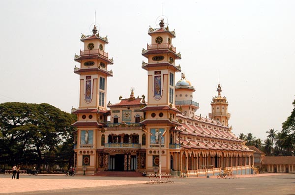 Cao Dai Temple near Tay Ninh, 2.5 hours NW of Saigon