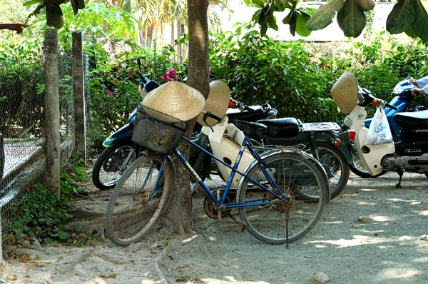 Hats on bikes