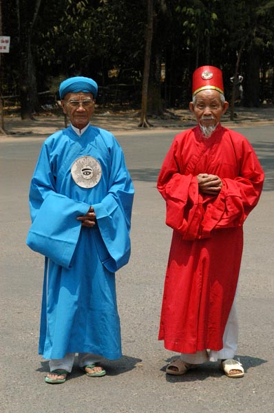 Cao Dai priests