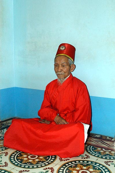 Cao Dai priest