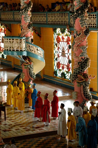 Cao Dai mass
