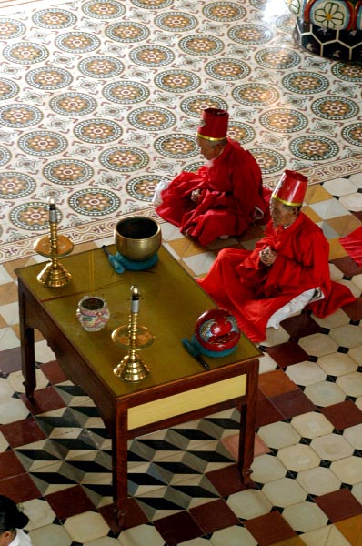Cao Dai priests
