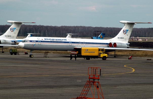 Ilyushin IL-62M operated by Domodedovo Airlines (RA-86541)