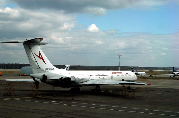Aviaenergo IL-62M (RA-86130) at DME