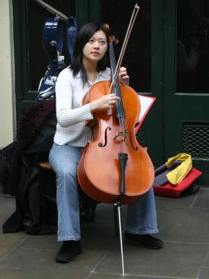 Cellist