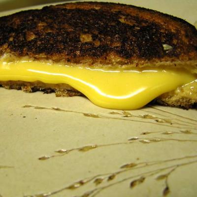 GRILLED CHEESE SPLIT