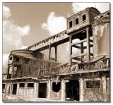 Ruined Factory * by arra<BR><FONT SIZE=1>7th place</FONT>