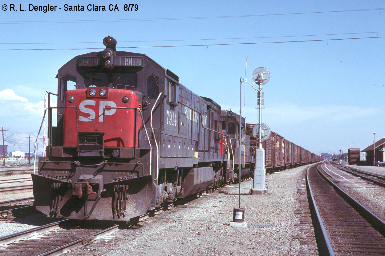 SP #7914  GE U30C @ Santa Clara