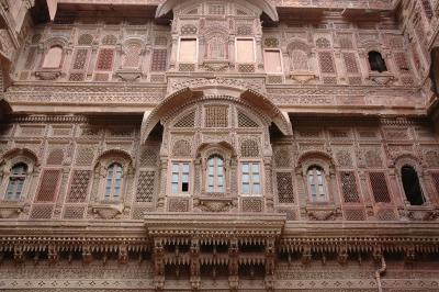 Latticed stone screens