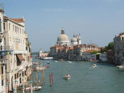 The Giudecca canal with the duomo of San Maria di Salute in the  Distance.JPG