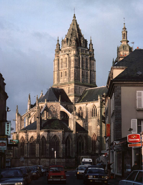 Eglise St. Philippe [35mm]