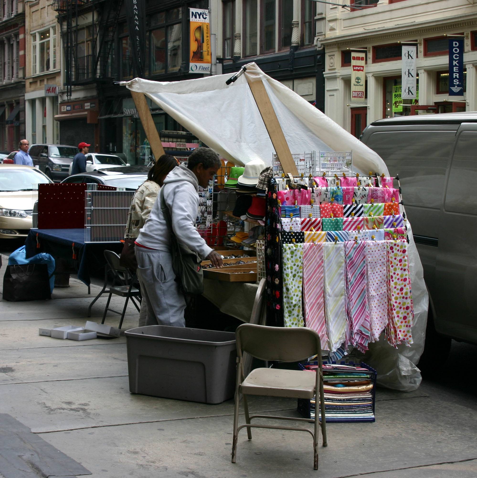 Setting up Street Stall