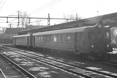 u43/jakobe/medium/34279143.SJ_OldClassXLuX7.jpg