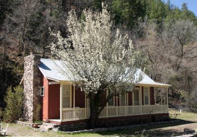 Mogollon Cottage