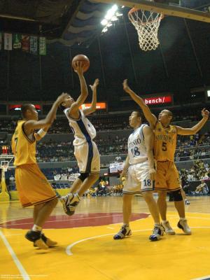 u43/jonox67/medium/34323810.UAAP67FG1JuniorsAteneoUST13.jpg