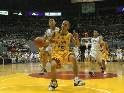 u43/jonox67/medium/34323838.UAAP67FG1JuniorsAteneoUST41.jpg
