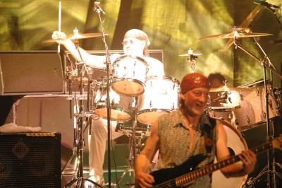Roger - solo again and agian