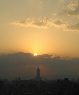 Finally a nice sunset in Taipei