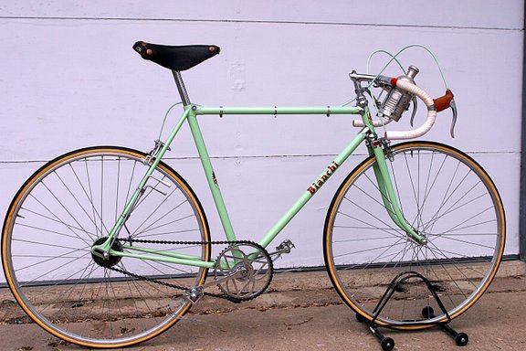 Bianchi 1946 full bike.jpg