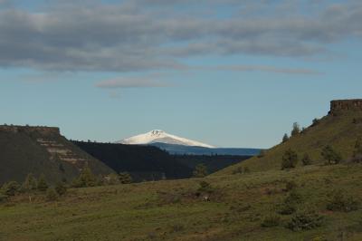 Olallie Butte from just west of Warm Springs