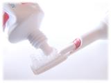 2toothpaste4237.jpg