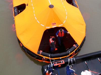 Liferaft entry