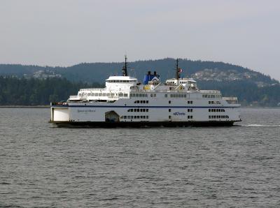 Queen of Alberni approaching Duke Point