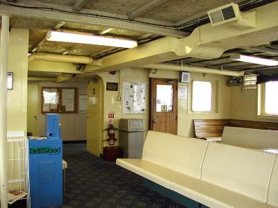 Upper deck passenger lounge